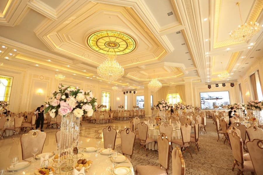 Romance Palace