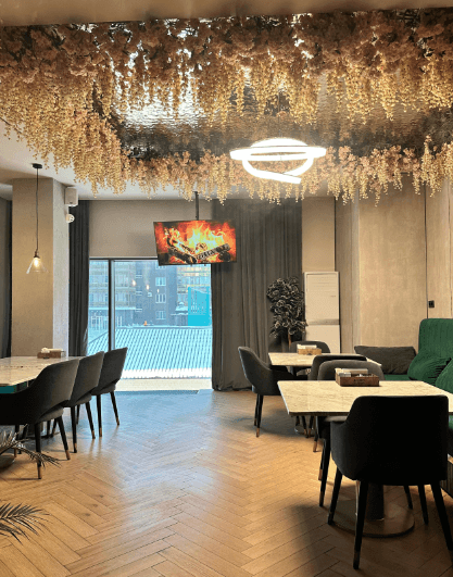 Hero Lounge