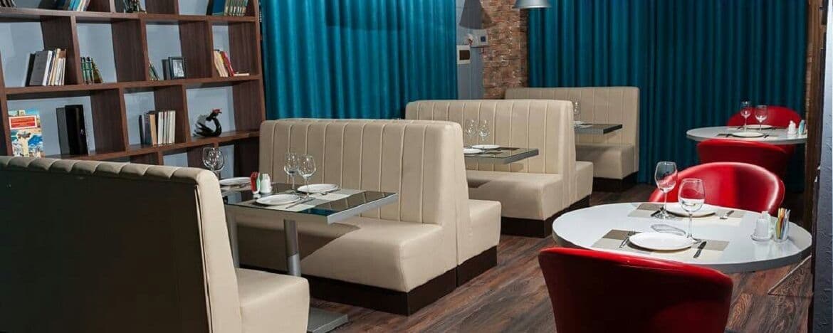 Studio 021 Bar & Grill