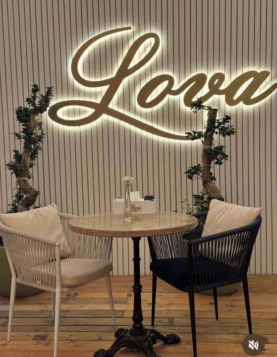 Lova kitchen hookah bar