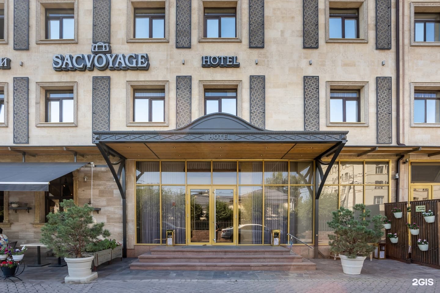 Sacvoyage hotel
