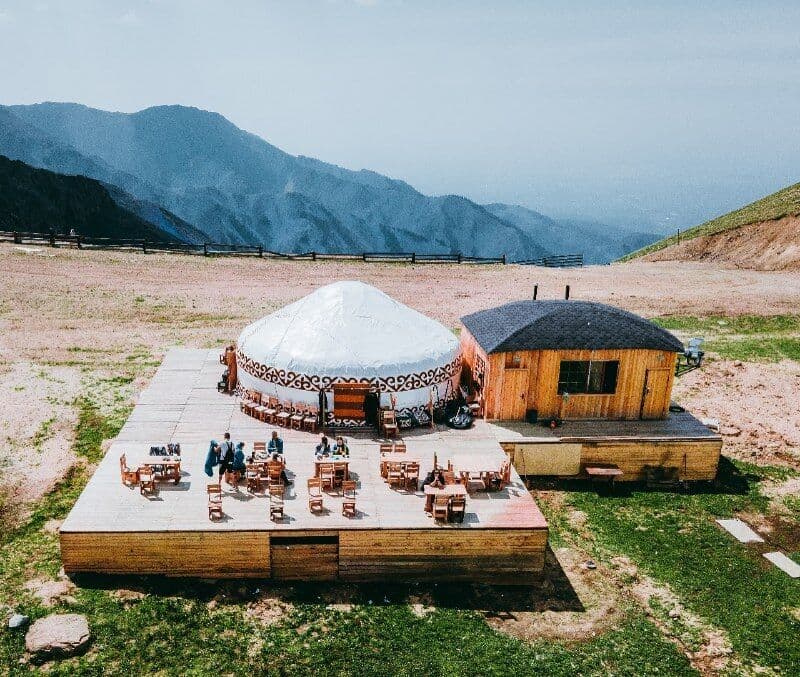 Base Сamp Yurta Shymbulak cafe