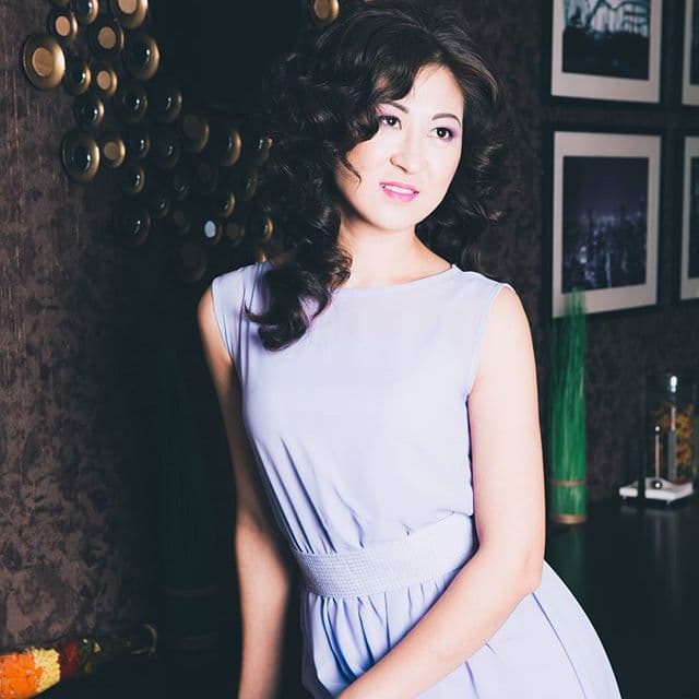 Елена Полякова