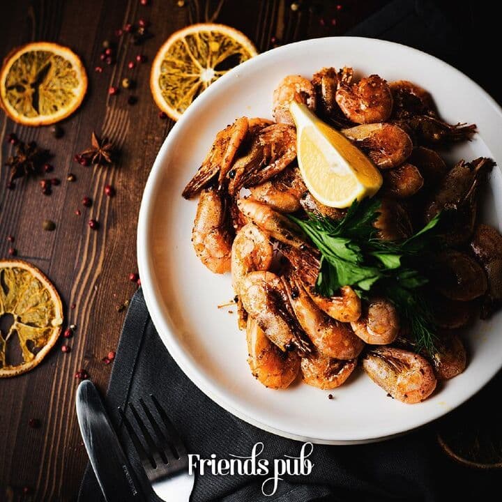 FRIENDS PUB
