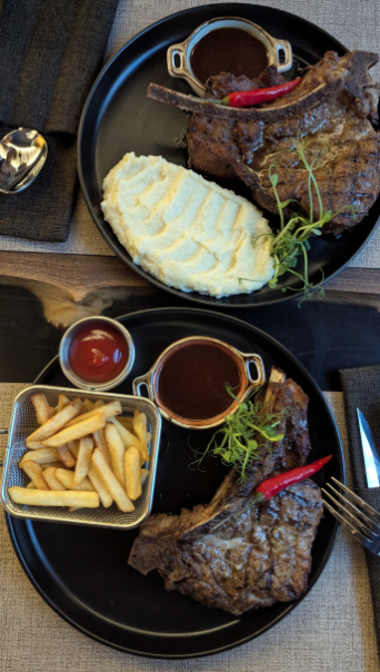 Old Chester grill pub