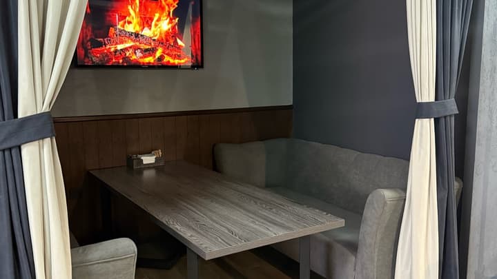 Panda lounge bar