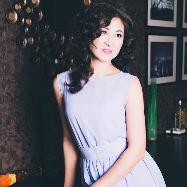 Елена Полякова