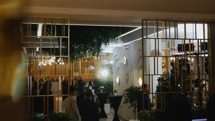 Karat Premium Restaurant