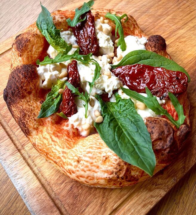 Pizza Pizza по Байшешек