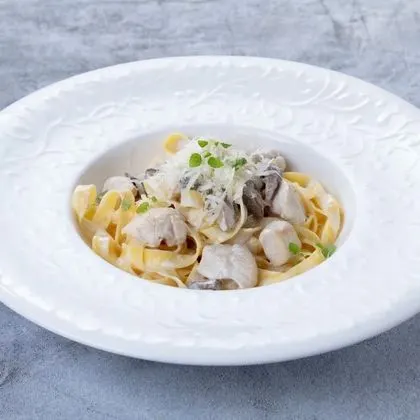 Паста с грибами и курицей