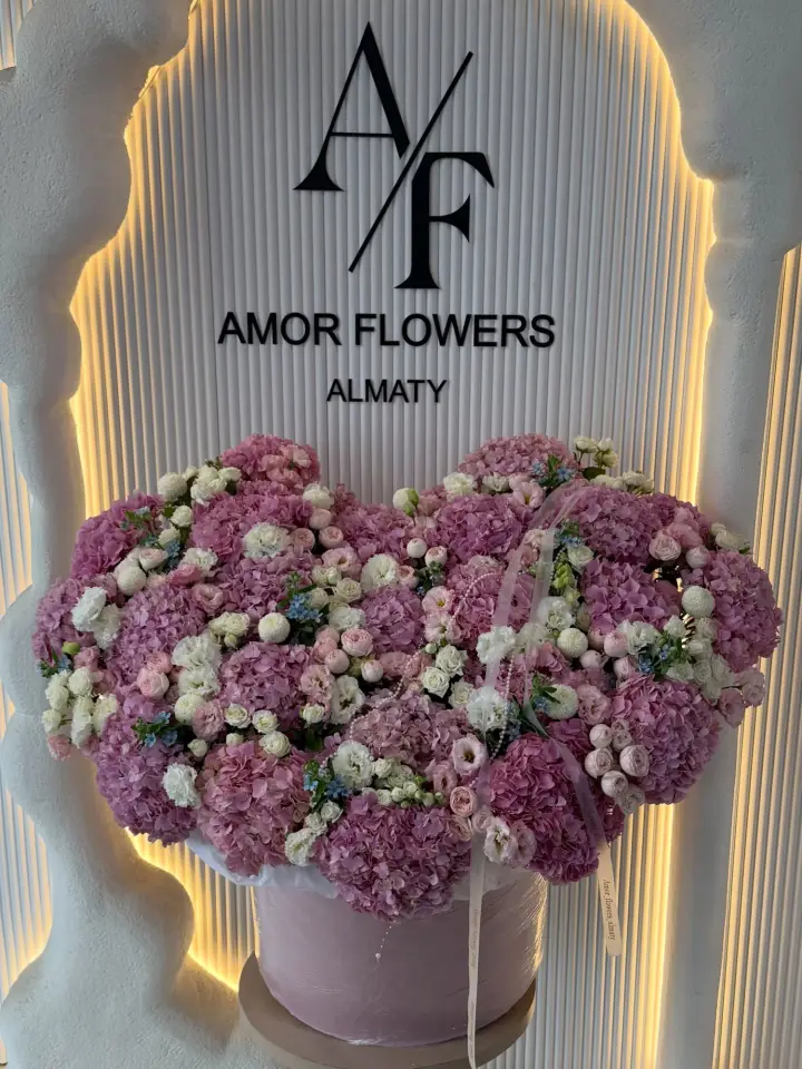 Amor Flowers