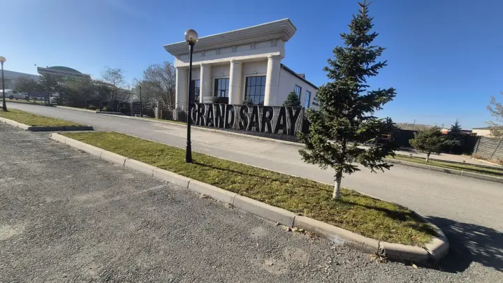 Grand Saray