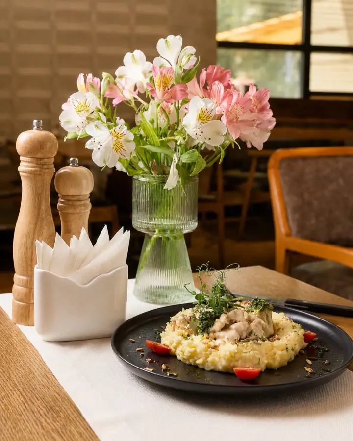 Ola Cafe