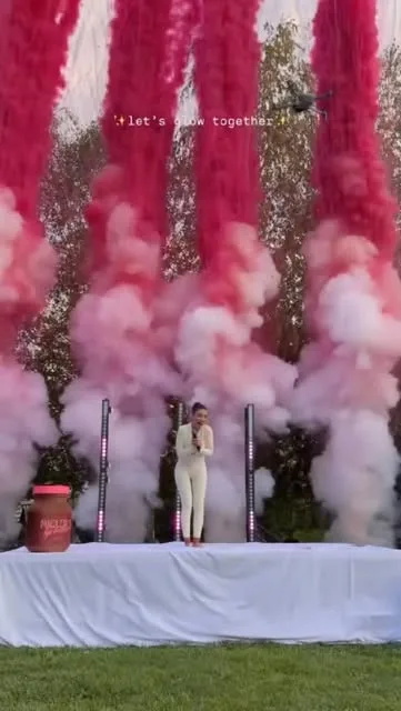 PyroShow
