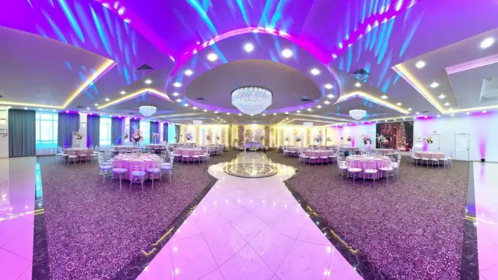 Rise Plaza